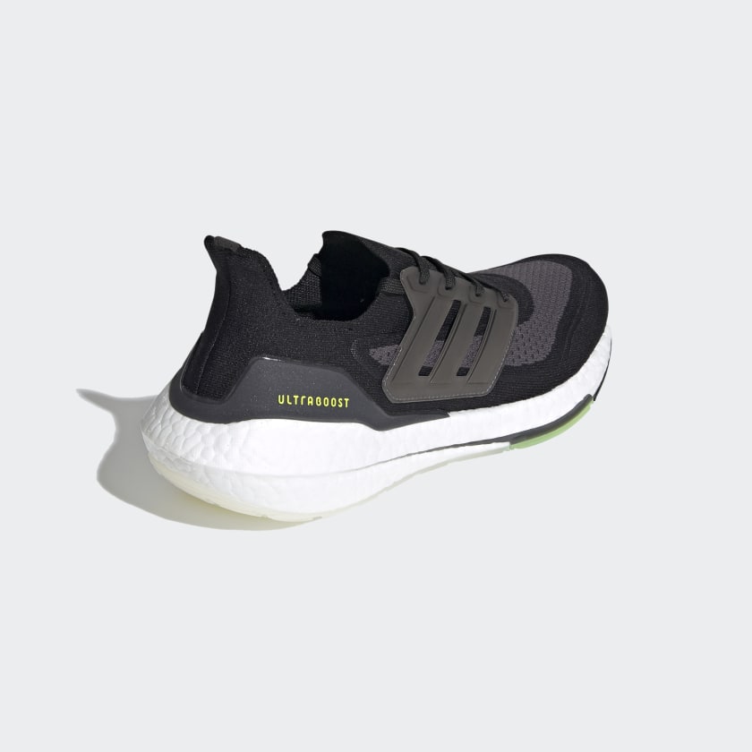 Adidas Ultraboost 21 negro