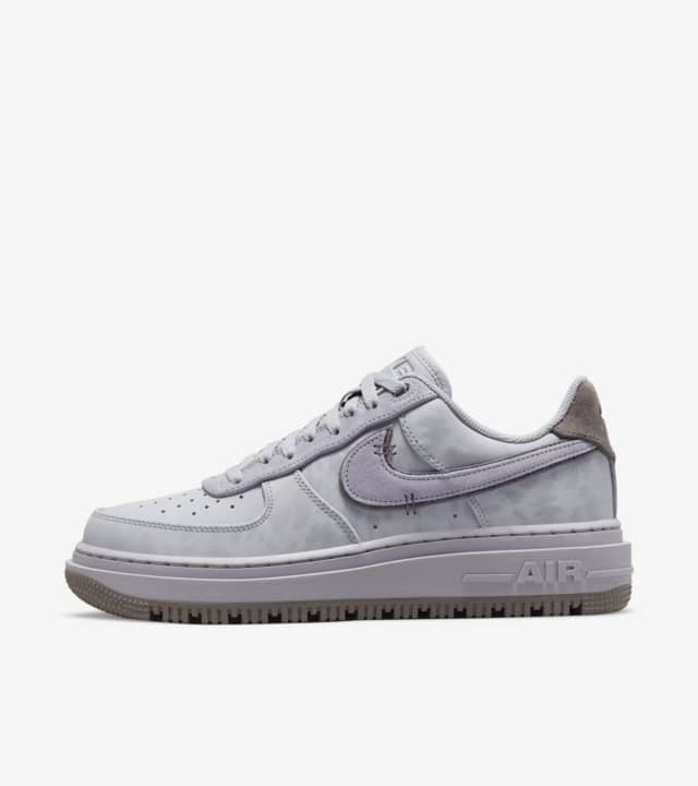 Nike Air Force 1 Luxe Summit White y Providence Purple Nike Air Force 1 Luxe Summit White y Providence Purple