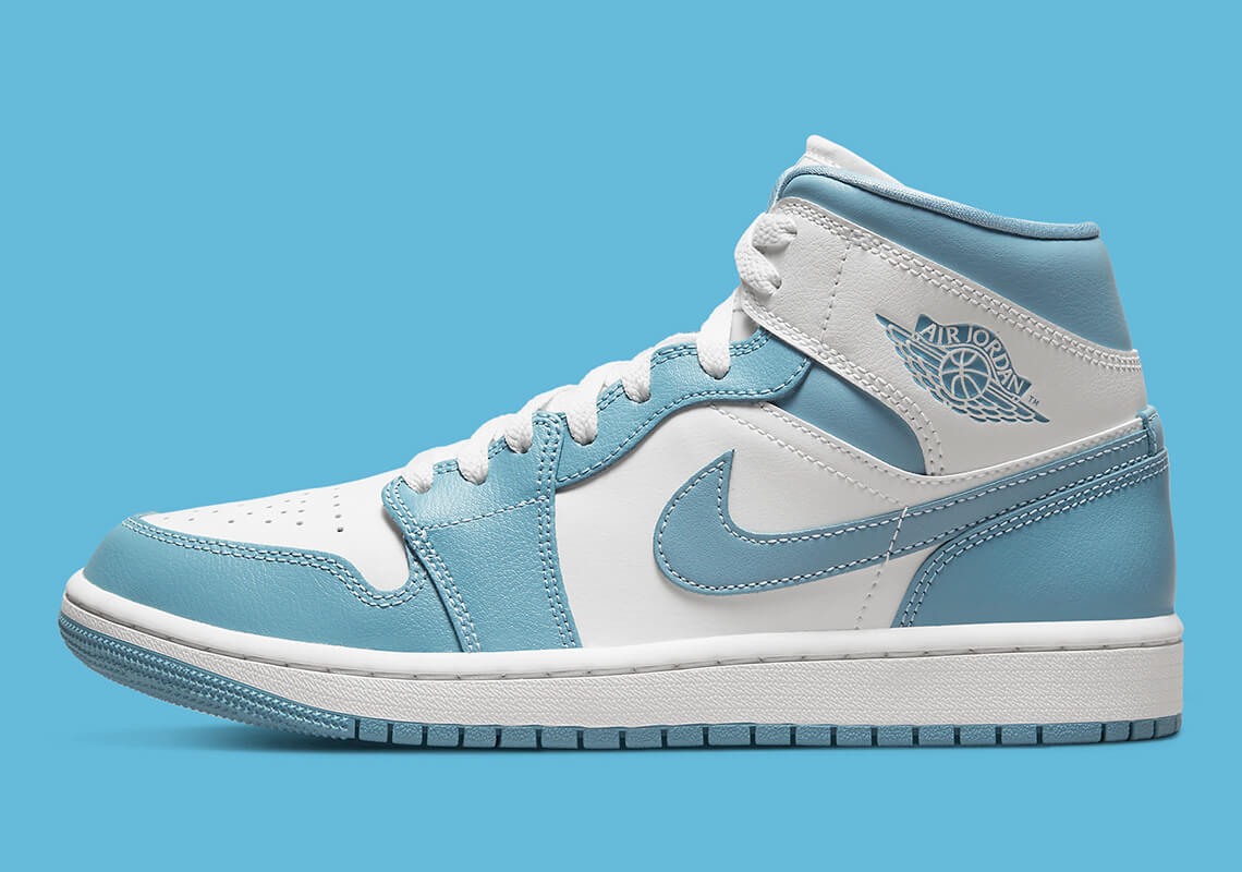 zapatillas Air Jordan 1 Mid "University Blue" 2022 para mujer