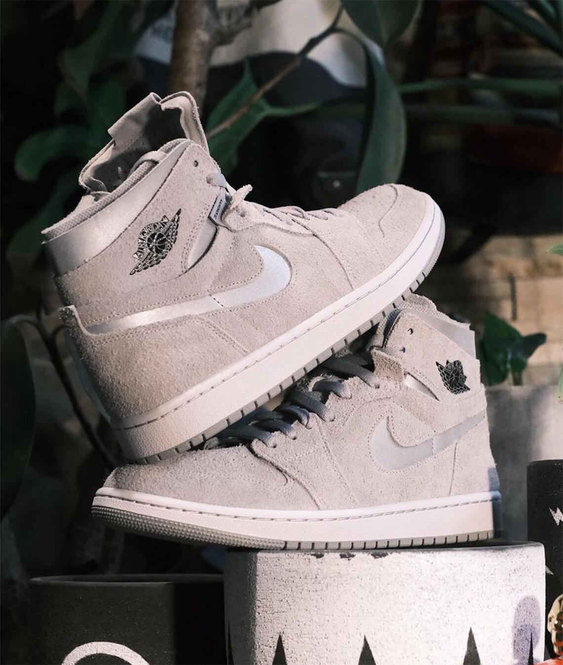 Air Jordan 1 Zoom CMFT ‘Metallic Silver’ Air Jordan 1 Zoom CMFT ‘Metallic Silver’