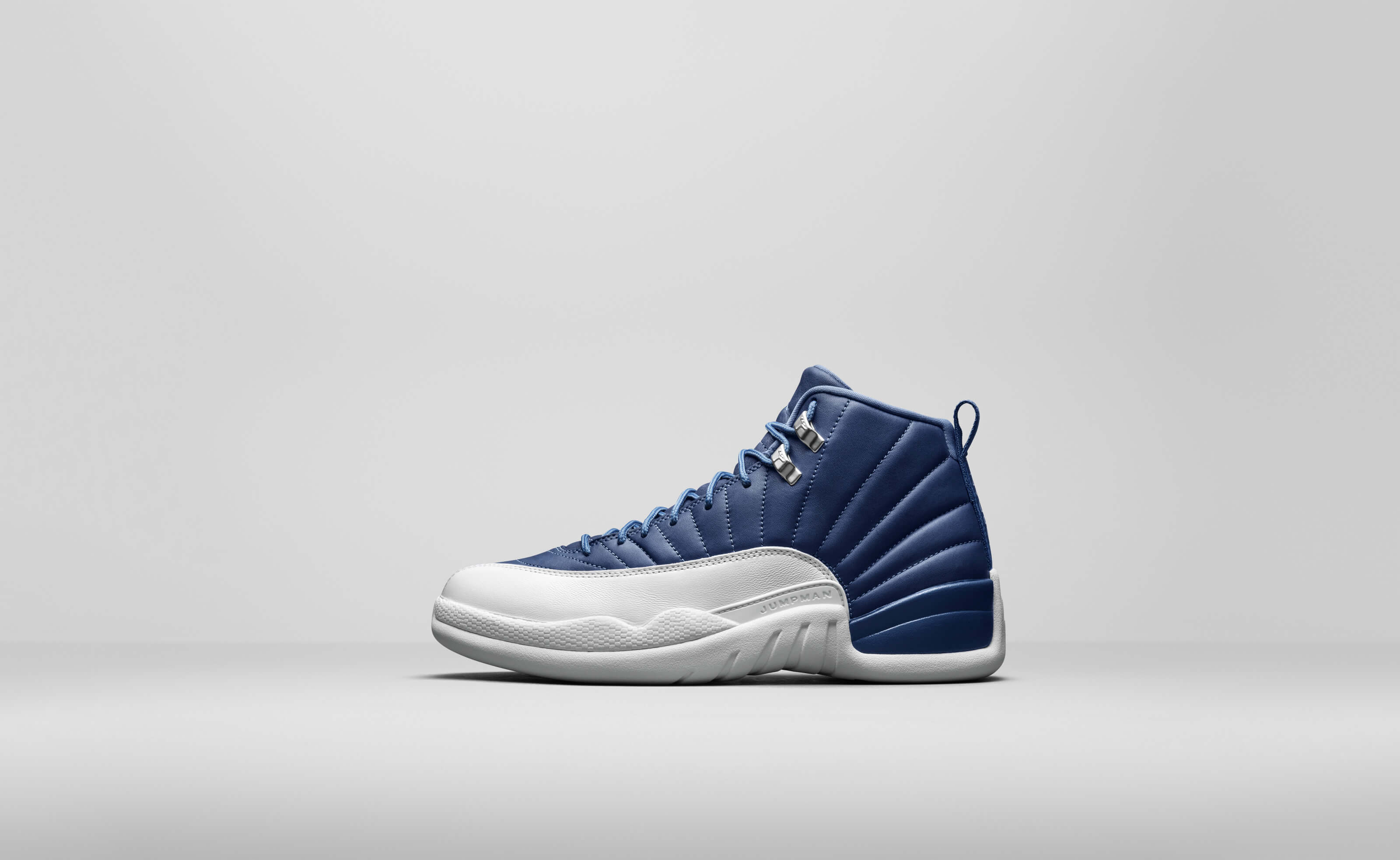 jordan 12 azul con blanco