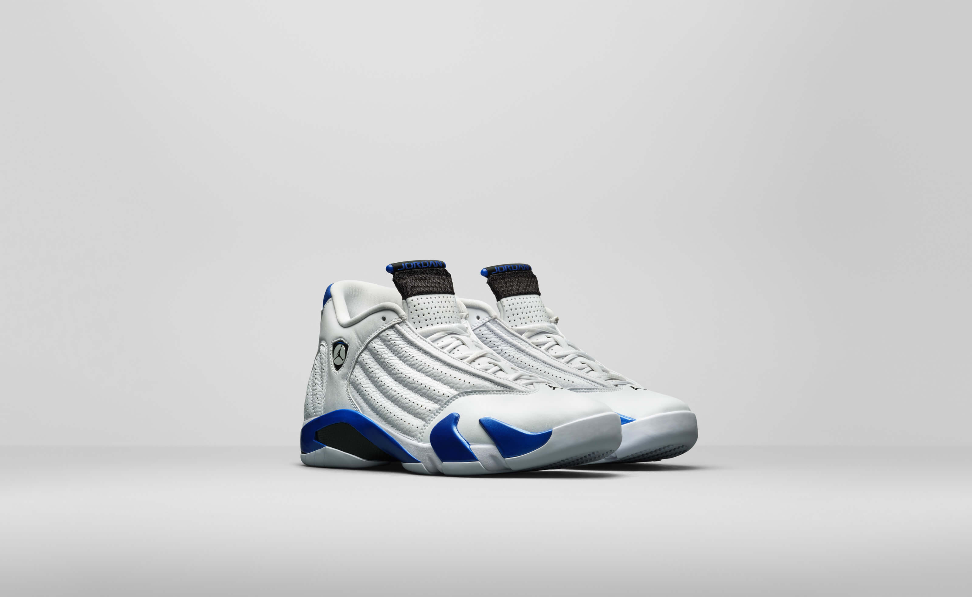 jordan 14 azul con blanco