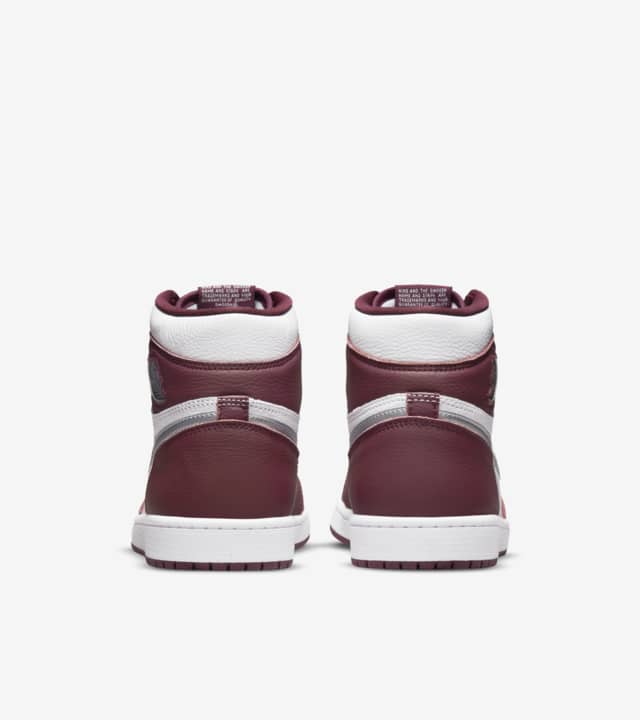 Tenis jordan on sale rojo vino