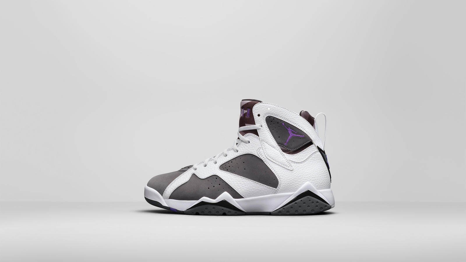 Zapatillas Air Jordan 7 Retro ‘Flint’ 2021