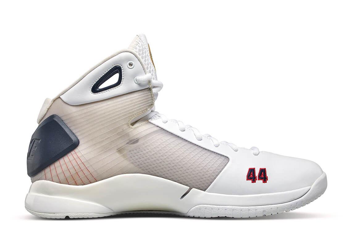 Zapatillas Nike Hyperdunk Barack Obama a la venta en Sotheby’s Zapatillas Nike Hyperdunk Barack Obama a la venta en Sotheby’s