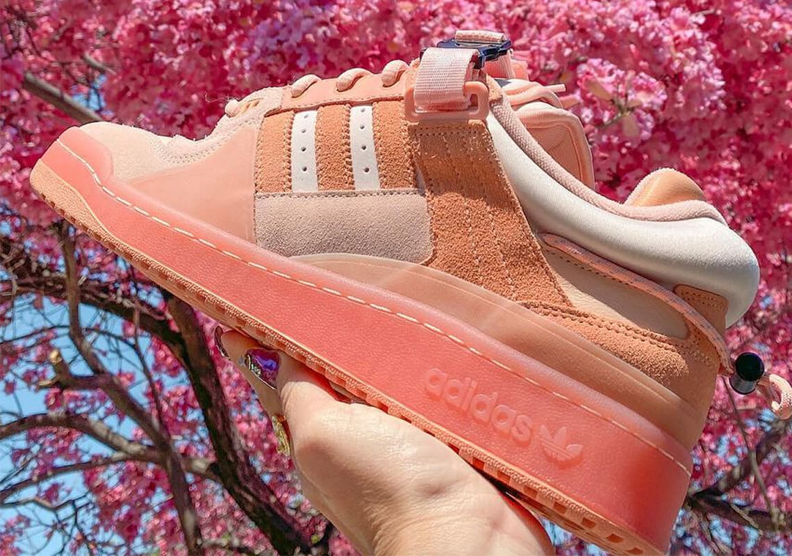 zapatillas Bad Bunny x Adidas Forum Buckle low pink 2021 zapatillas Bad Bunny x Adidas Forum Buckle low pink 2021