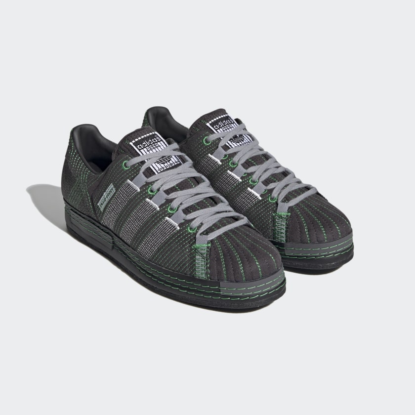 Acumulativo Obstinado principio 🥇 6 ADIDAS y el diseñador CARL GREEN ++TOP TOP++ zapatillasysneakers.com