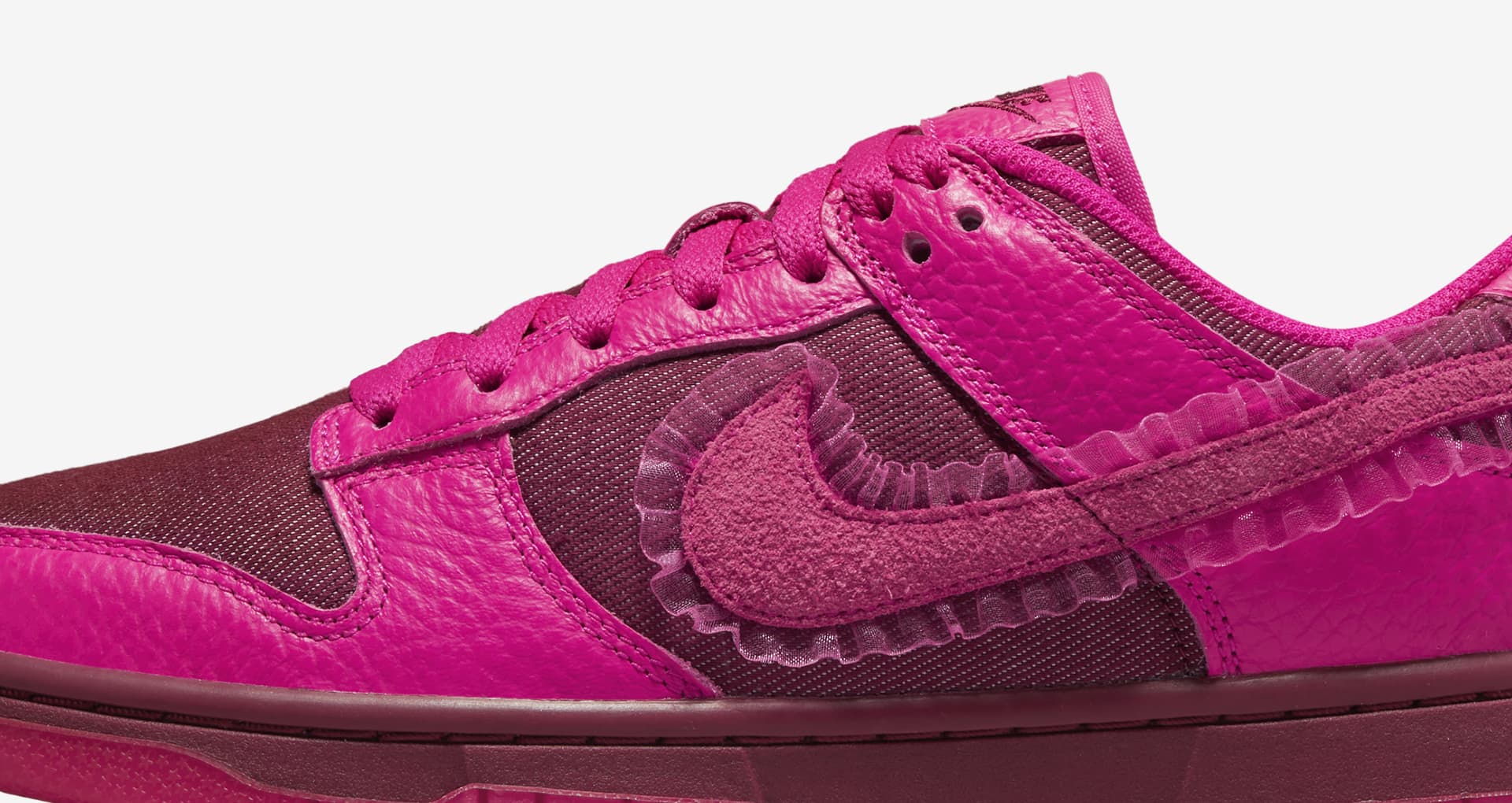 Nike San Valentín 2022 DUNK LOW Prime Pink