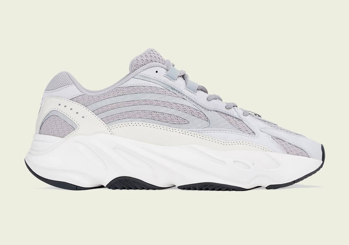 Lanzamientos Yeezy 2022 adidas Yeezy Boost 700 v2 “Static”