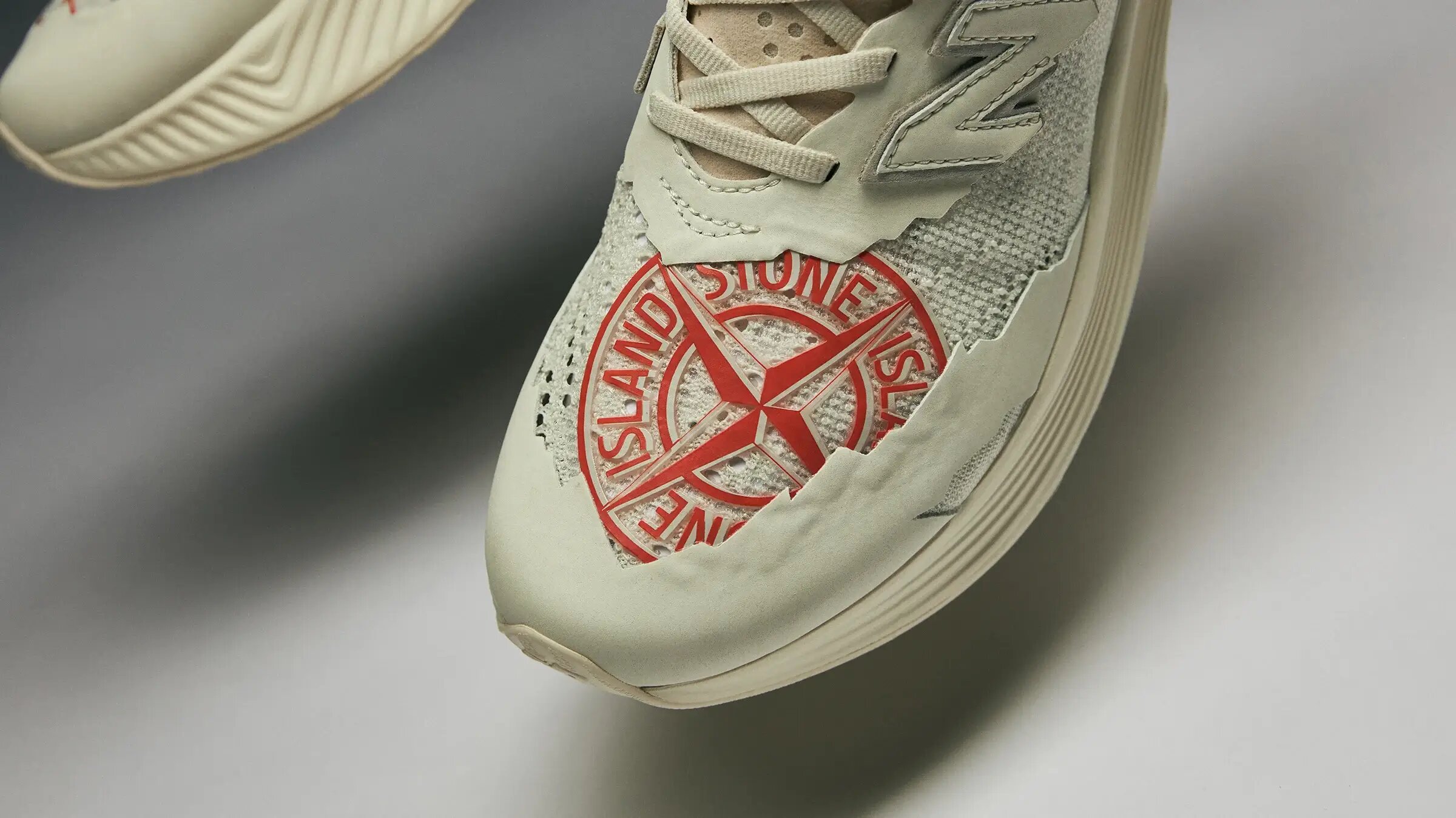 NEW BALANCE X TOKYO DESIGN STUDIO X STONE ISLAND RC ELITE CREAM