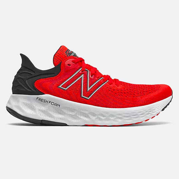 New Balance_Fresh Foam 1080v11 Hombre_Rojo