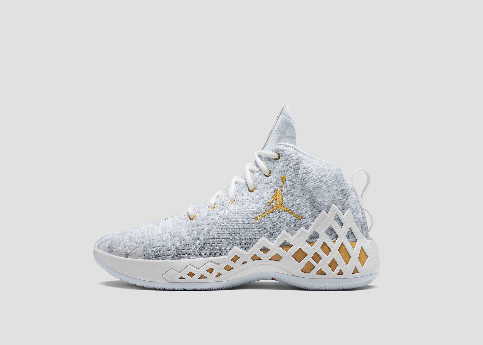 tenis jordan blancos con dorado