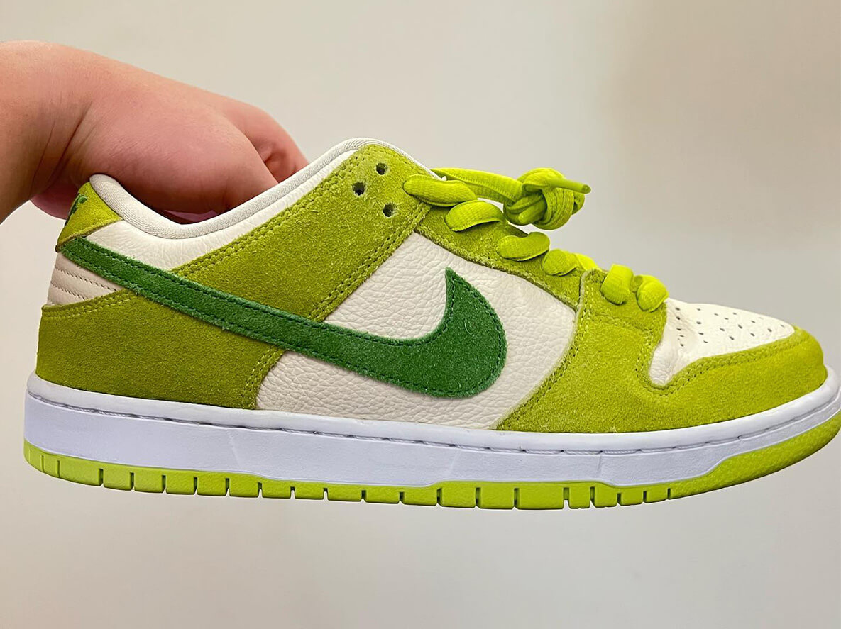 ponerse en cuclillas Hábil Son 🥇 NIKE SB DUNK LOW ESTILO MANZANA ÁCIDA zapatillasysneakers.com