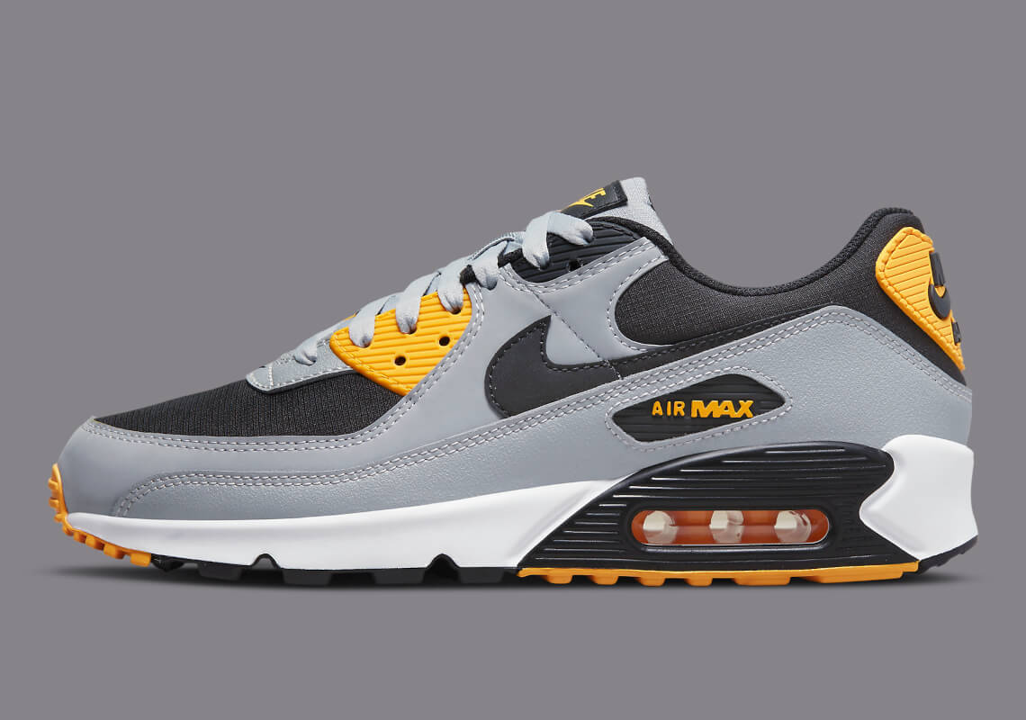Nike Air Max 90 "Classic Batman"