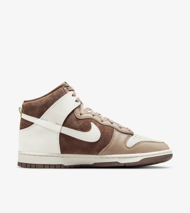 Nike Dunk High Light Chocolate 2022