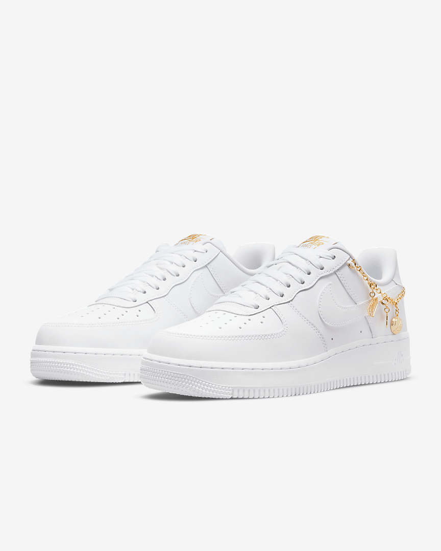 🥇 LUCE AMULETOS DORADOS EN TUS AF1 Y BLAZER zapatillasysneakers.com