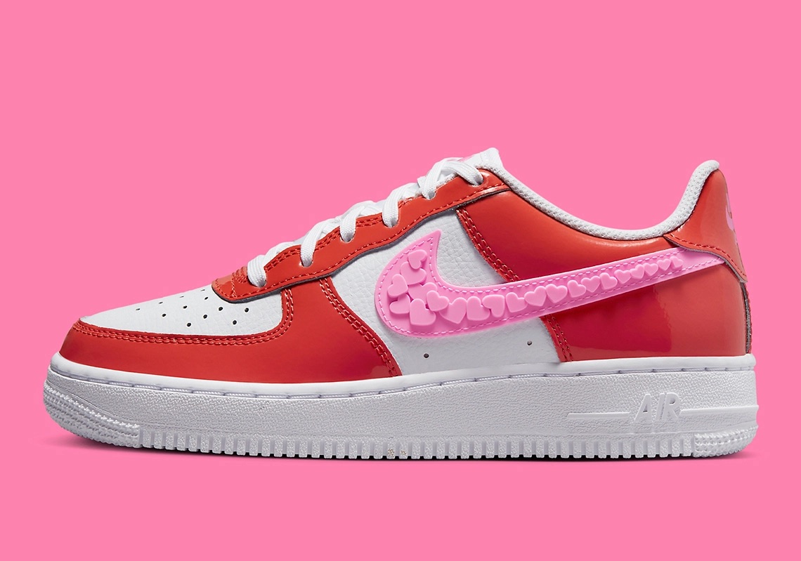 🥇 LUCE el pack SAN VALENTÍN 2023 de NIKE zapatillasysneakers.com