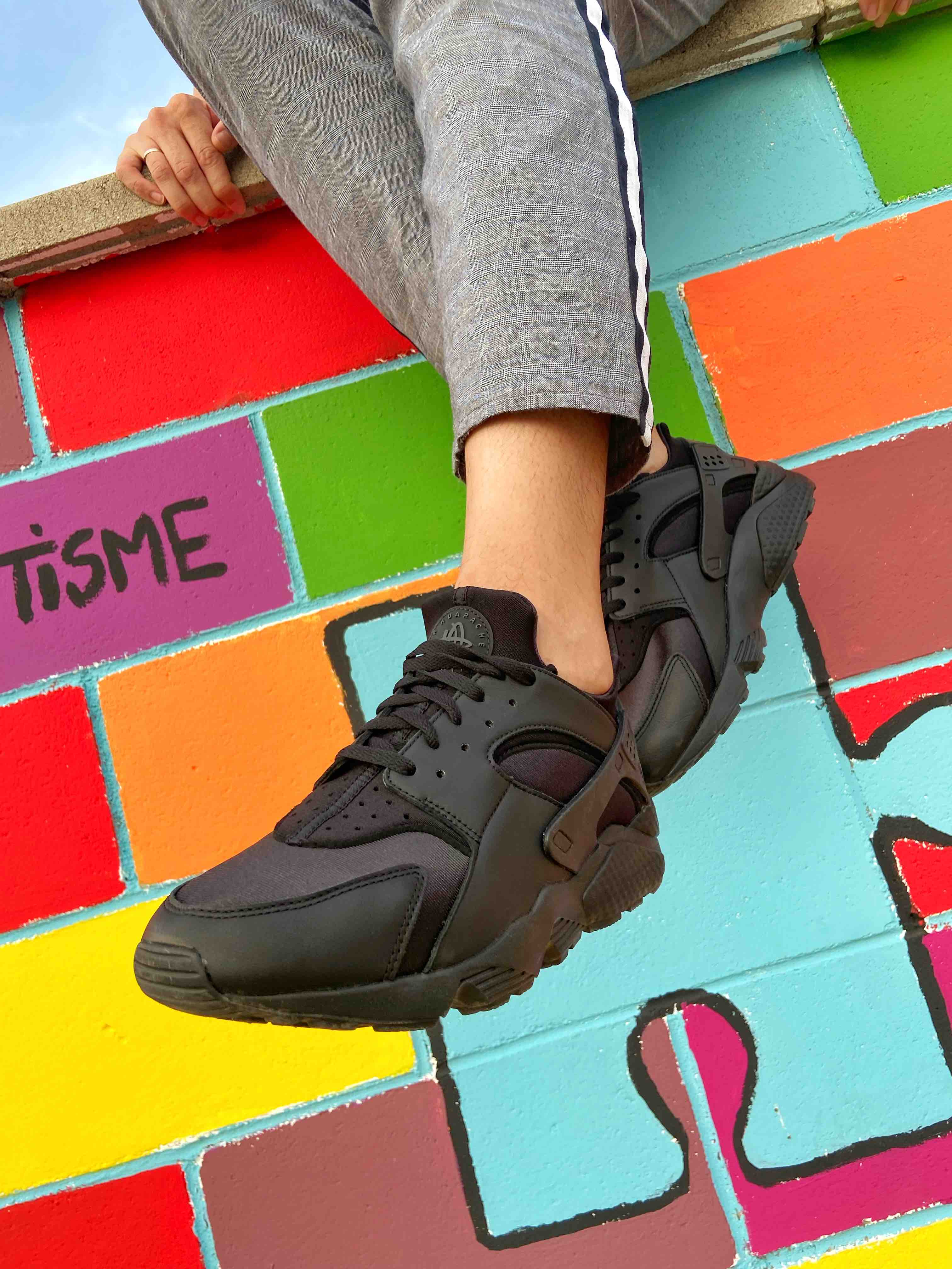 LOS 90 CON LAS NIKE HUARACHE