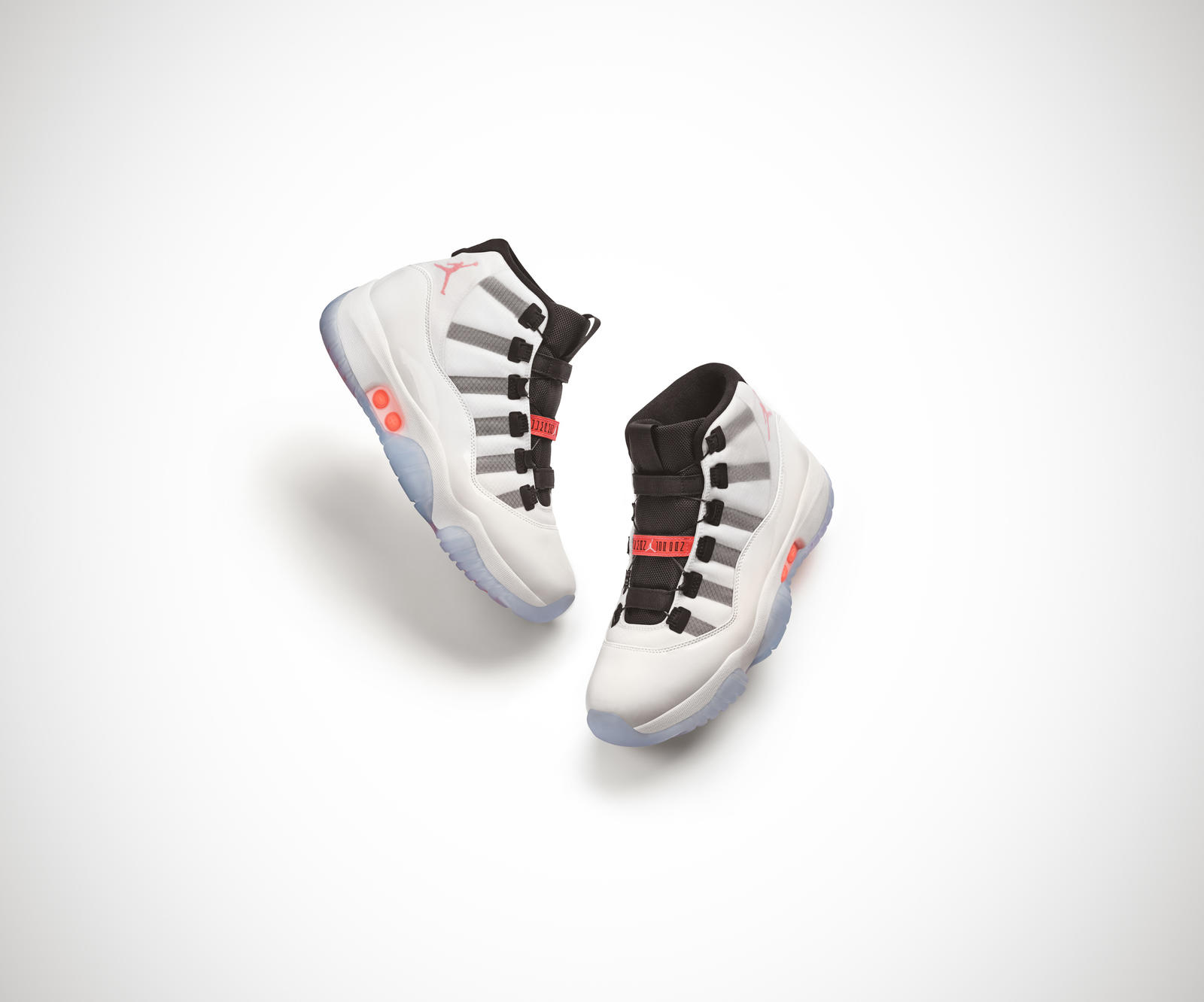 Nike Air Jordan 11 adapt blanco