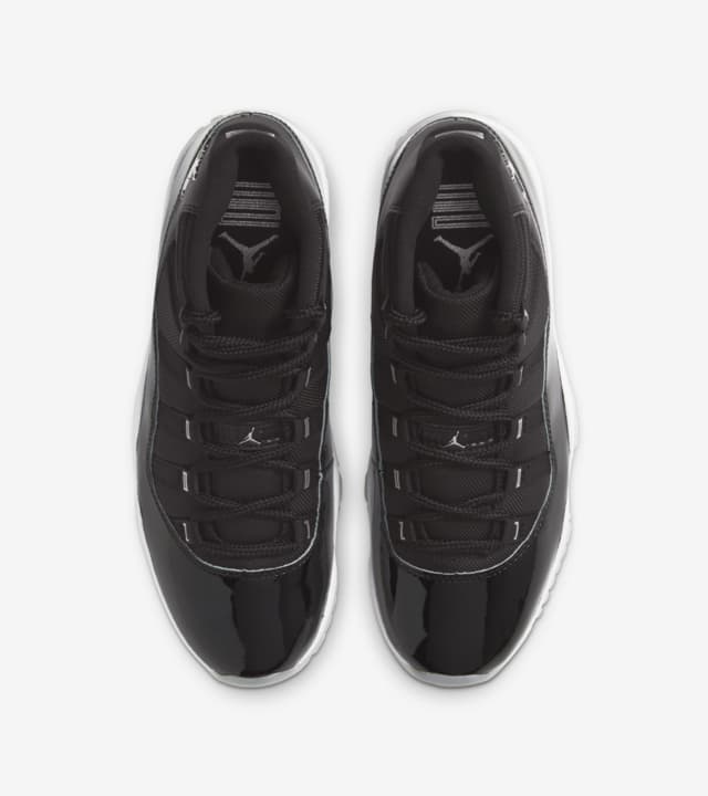 Nike Air Jordan 11 jubilee negro charol