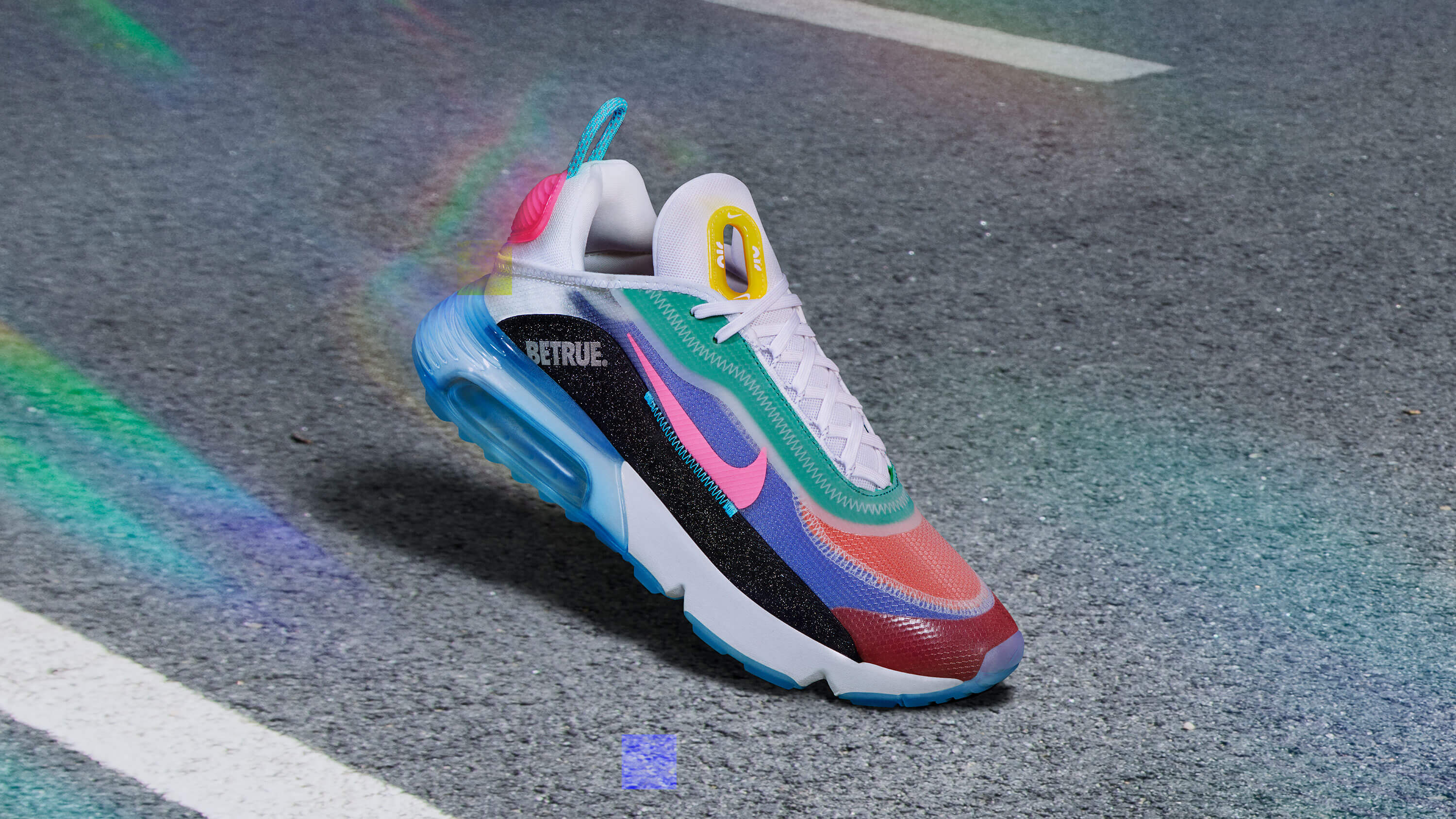 🥇 NIKE se apunta al ORGULLO LTBGI 3 MODELOS CLÁSICOS vestidos con ARCOIRIS zapatillasysneakers.com