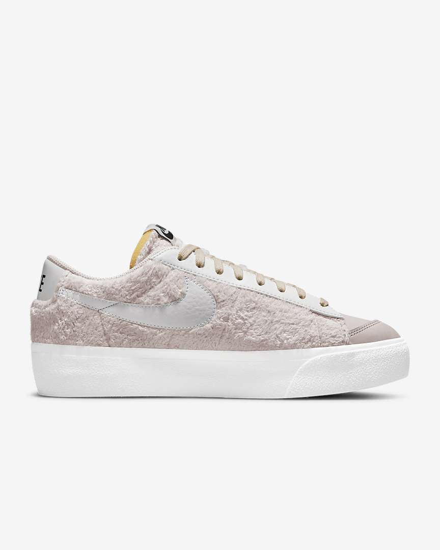 Nike Blazer Low Platform peludas