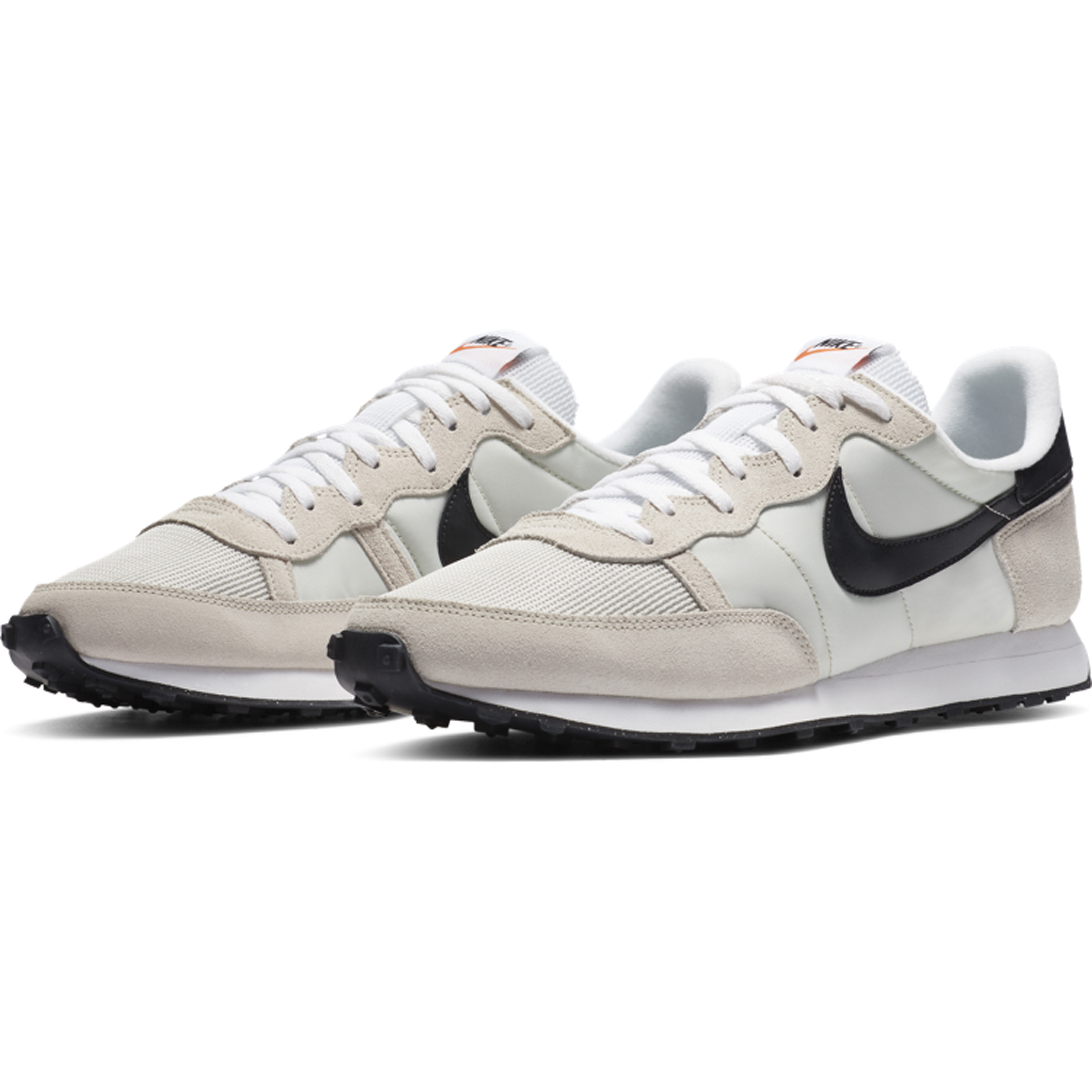 Nike Challenger_Crema