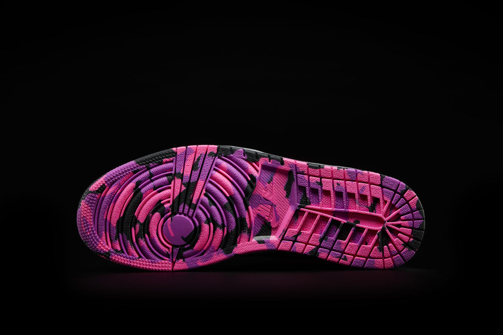 Nike_Doernbecher_Freestyle_What_The_AJ1