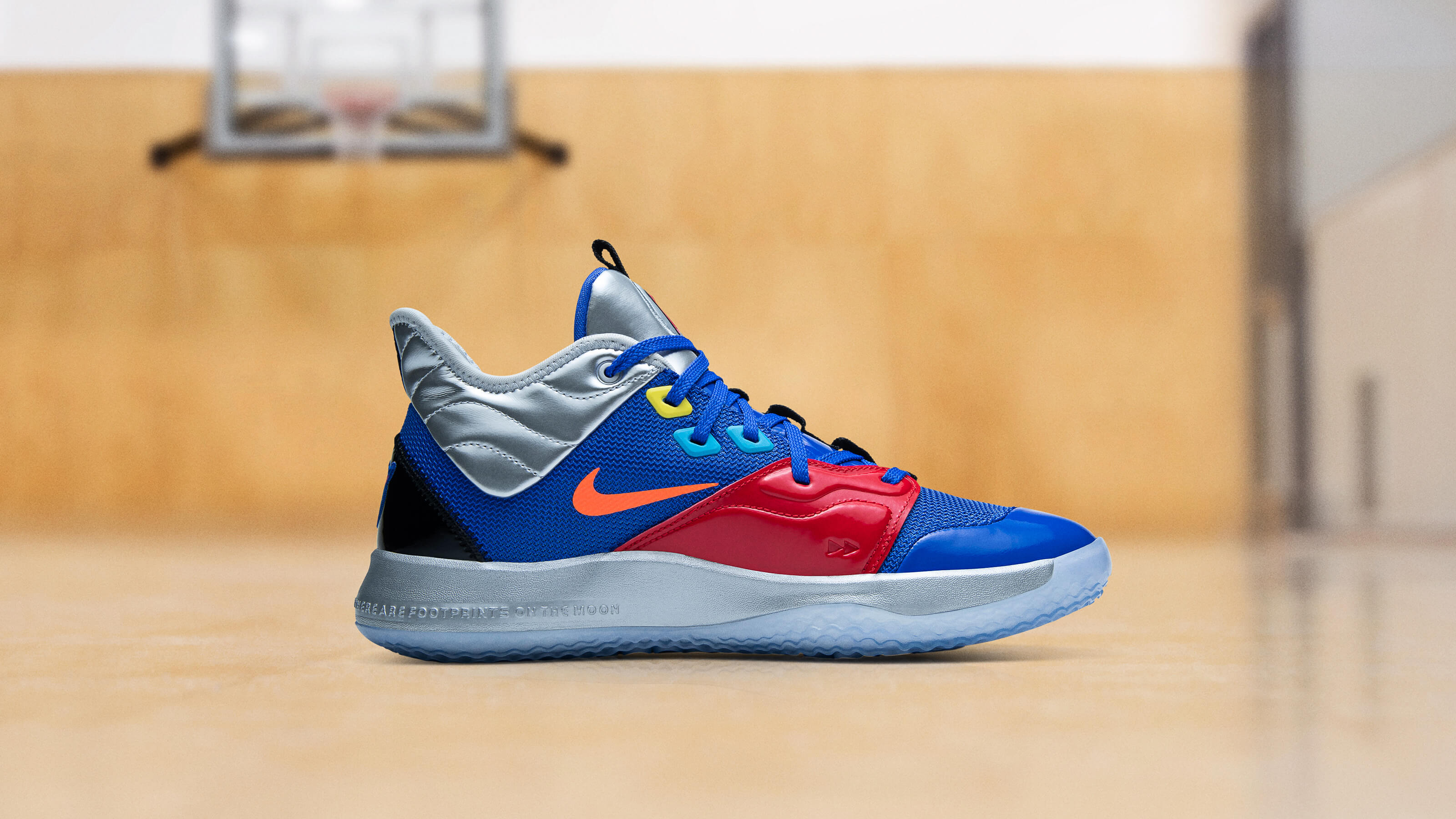 Nike PG3 NASA