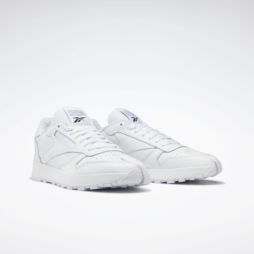 REEBOK CLASSIC LEATHER TABI MAISON MARGIELA