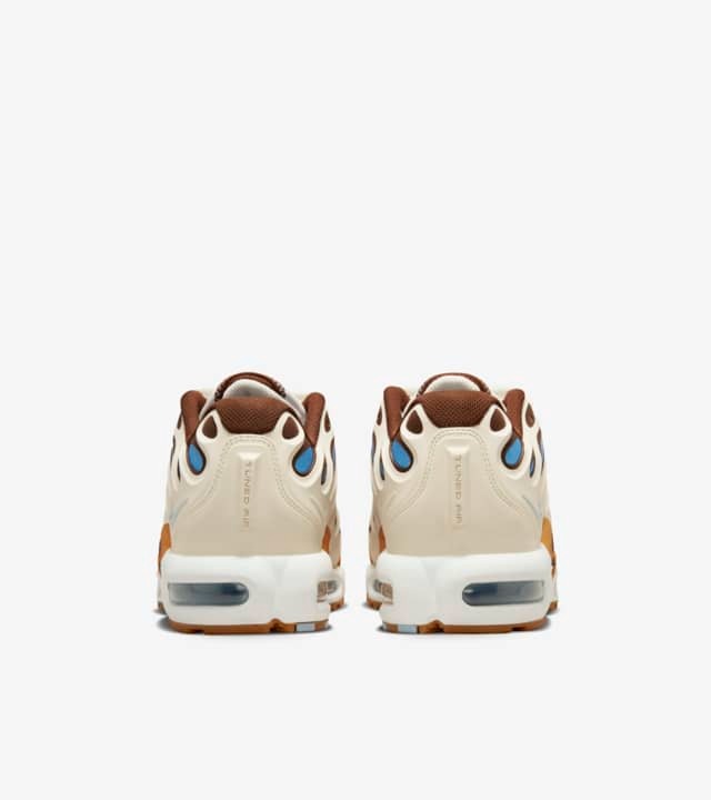 Nike Air Max Plus Drift Phantom and Cacao Wow