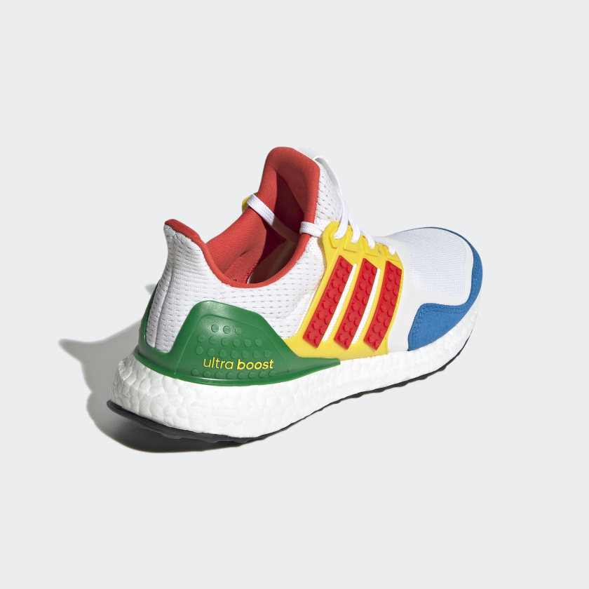 ULTRABOOST DNA X LEGO