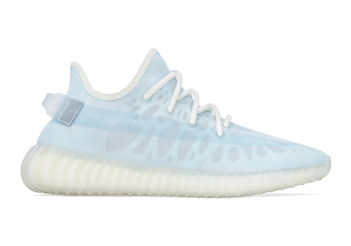 YEEZY BOOST 350 V2 MONO ICE YEEZY BOOST 350 V2 MONO ICE