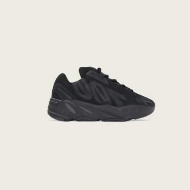 YEEZY BOOST 700 MNVN BLACK YEEZY BOOST 700 MNVN BLACK