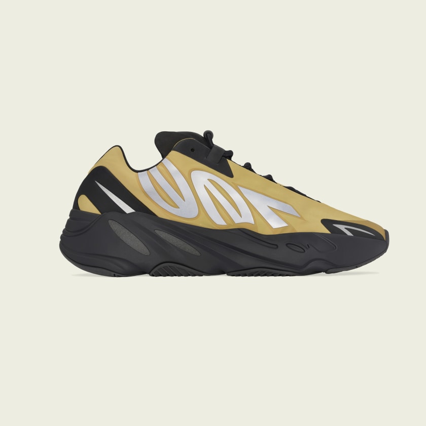 YEEZY BOOST 700 MNVN HONEYFLUX