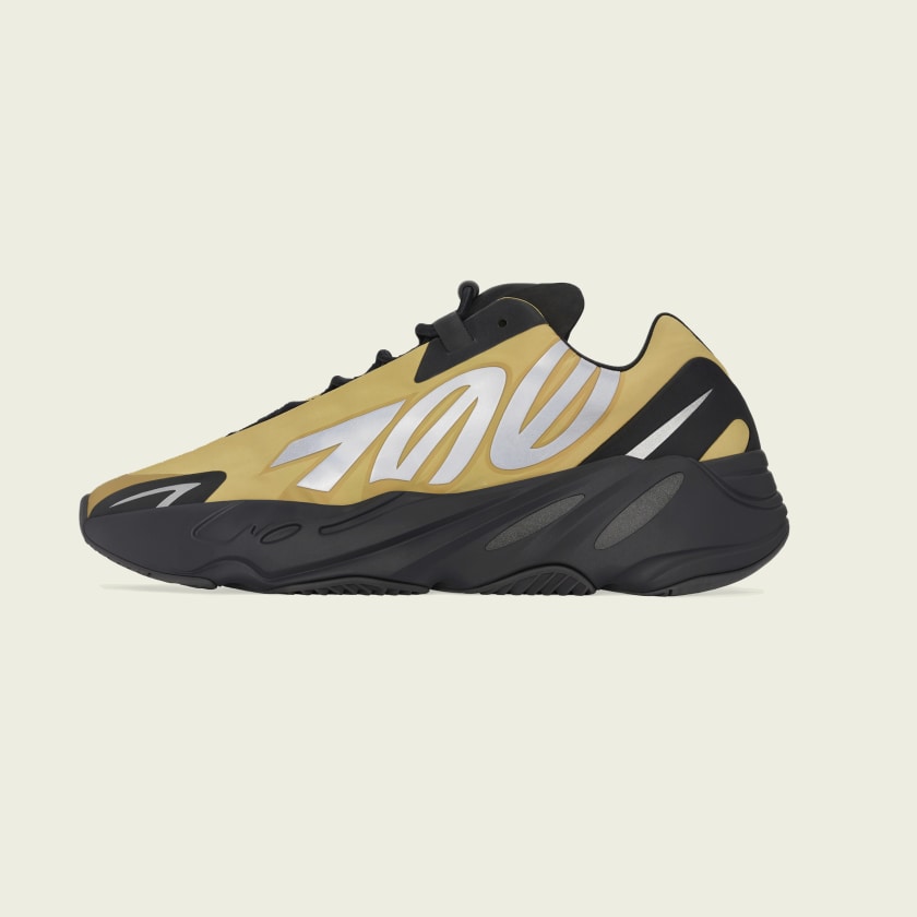 YEEZY BOOST 700 MNVN HONEYFLUX YEEZY BOOST 700 MNVN HONEYFLUX