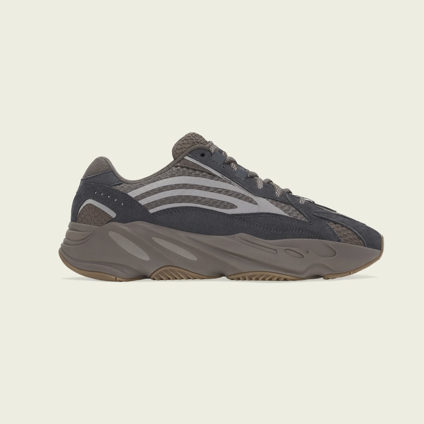 🥇 UNAS YEEZY 700 EN MALVA PARA ESTE OTOÑOzapatillasysneakers.com