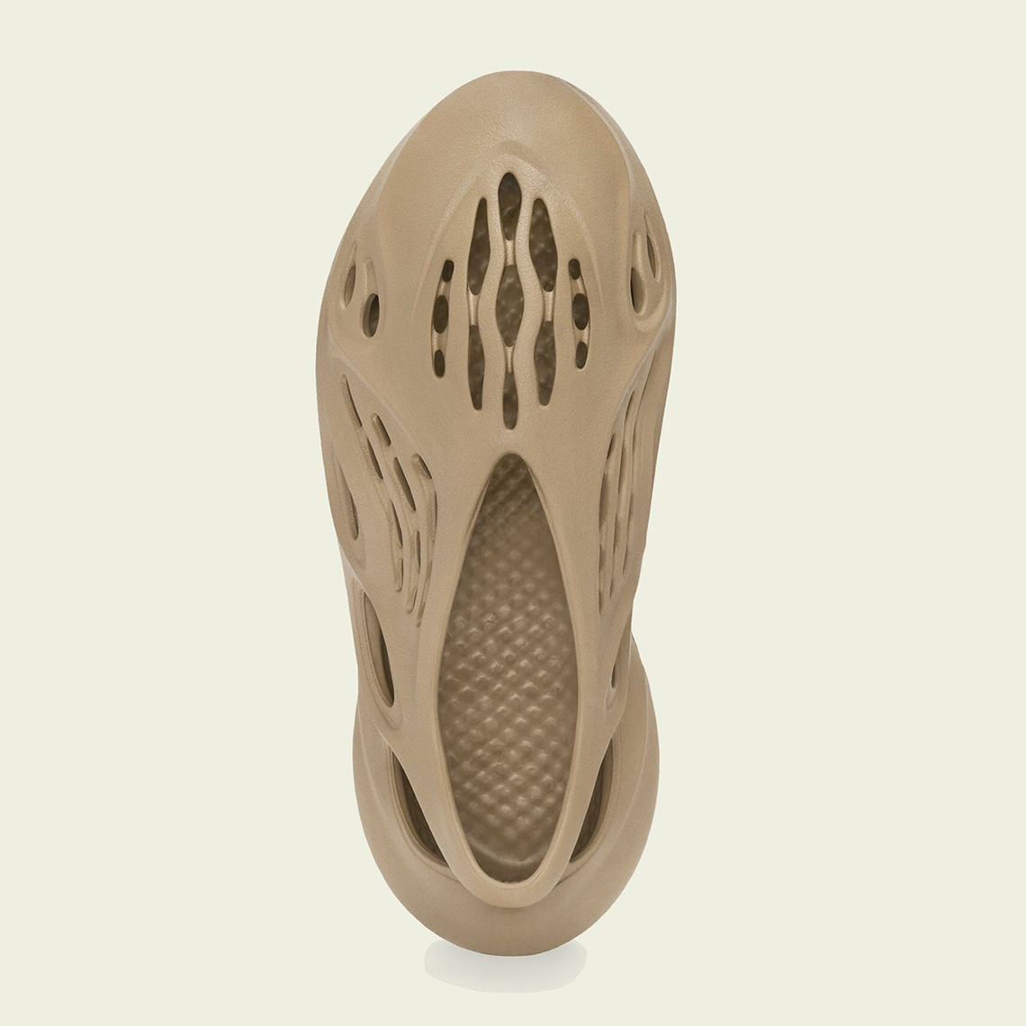 YEEZY FOAM RUNNER “Yellow Ochre” YEEZY FOAM RUNNER “Yellow Ochre”