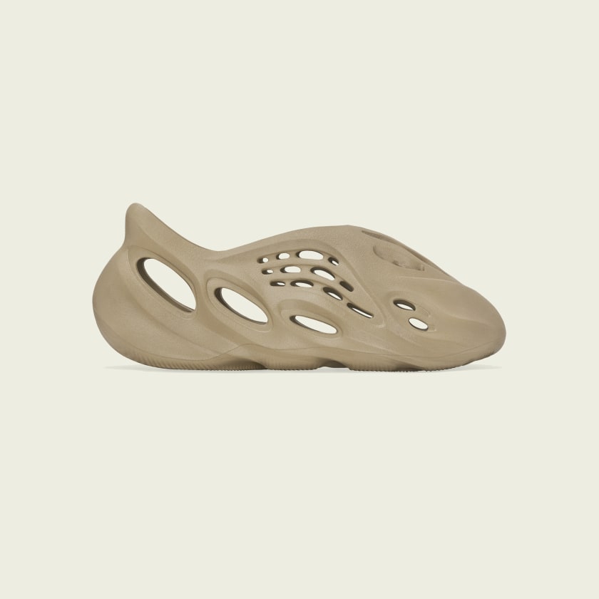 YZY FOAM RUNNER OCHRE YZY FOAM RUNNER OCHRE