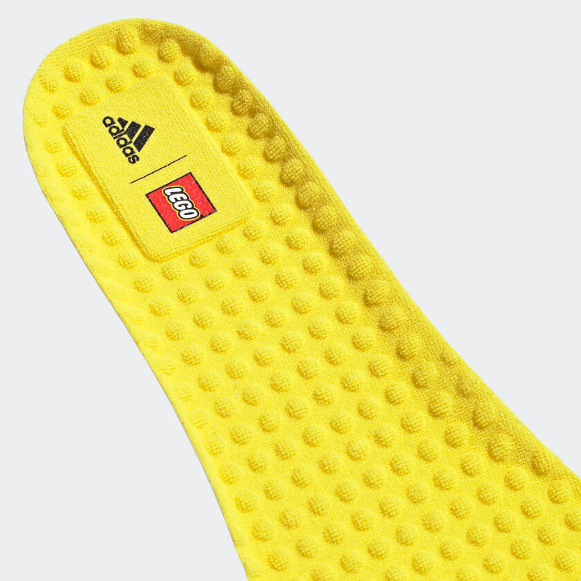 Adidas Ultraboost DNA x LEGO Plates 2021 piezas lego Adidas Ultraboost DNA x LEGO Plates 2021 piezas lego