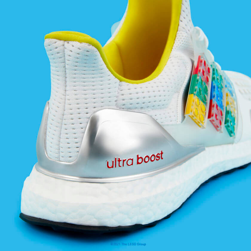 Adidas Ultraboost DNA x LEGO Plates 2021 piezas lego Adidas Ultraboost DNA x LEGO Plates 2021 piezas lego