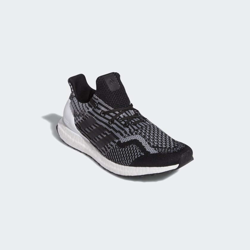 ZAPATILLA ULTRABOOST 5 UNCAGED DNA