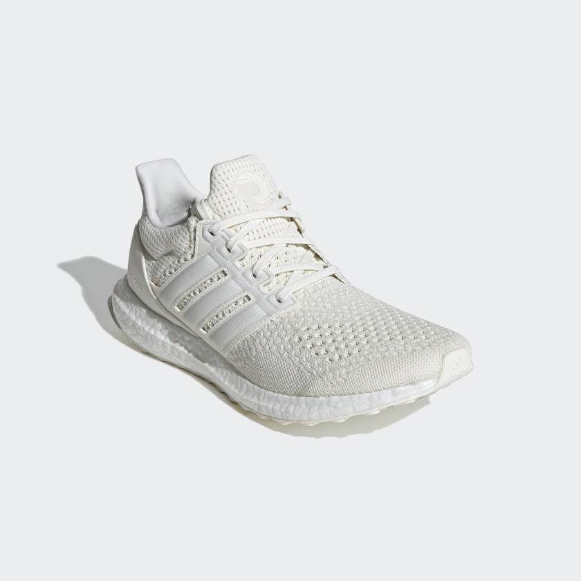 ADIDAS Ultraboost DNA x James Bond 2021| zapatillasysneakers.com