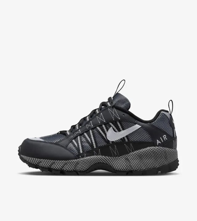 Nike Air Humara Black and Metallic Silver