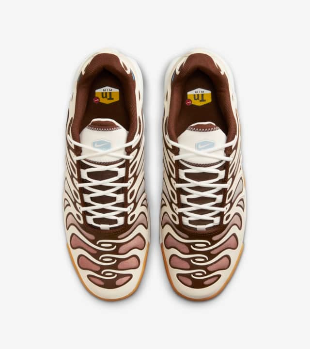 Nike Air Max Plus Drift Phantom and Cacao Wow