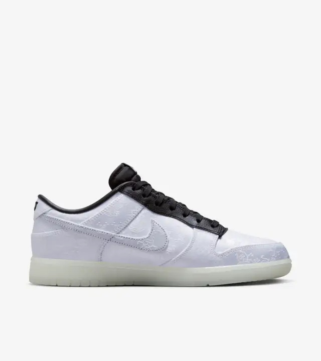 Zapatillas Nike Dunk Low x CLOT x Fragment Design Black and White