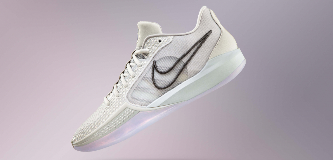 Nike Sabrina 1