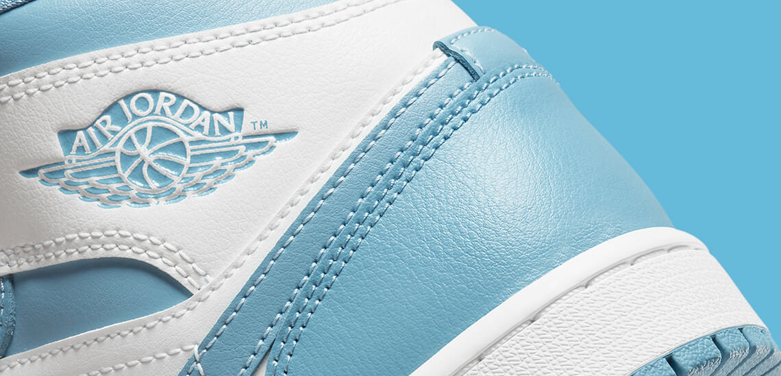 zapatillas Air Jordan 1 Mid "University Blue" 2022 para mujer