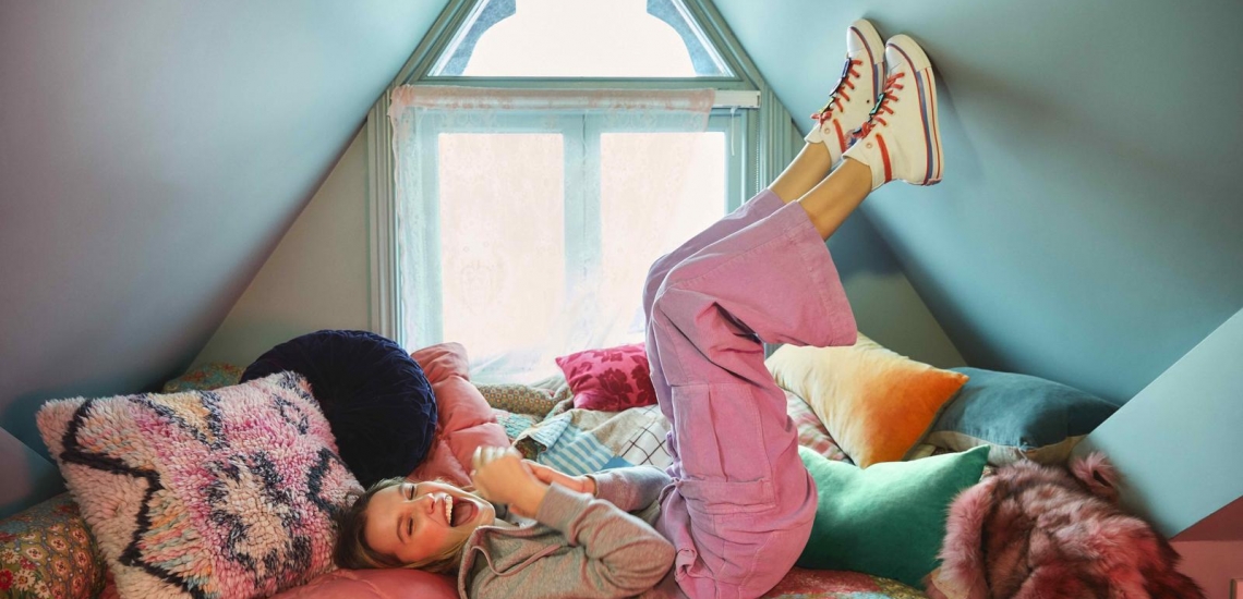 Converse x Millie Bobby Brown Chuck Taylor y Chuck 70 Converse x Millie Bobby Brown Chuck Taylor y Chuck 70
