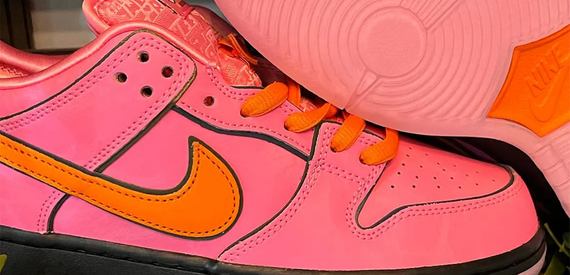 Powerpuff Girls x Nike SB Dunk Low "Blossom" - Las Supernenas